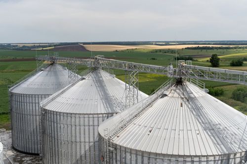 Як працюють елеватори у зоні ризику: що кажуть учасники ринку із Харківської та Сумської областей Як працюють елеватори у зоні ризику: що кажуть учасники ринку із Харківської та Сумської областей