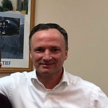 Теувес Віктор Хан Генрі